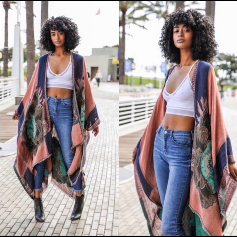 New!1 left Bohemian Unique Fabulous Print Kimono - Picture 3 of 3